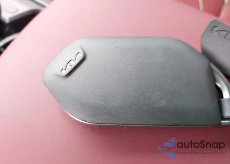 2025 Kia K4 Gt-Line Turbo z USA, uszkodzony, nr VIN 3KPFW4DC9SE084852